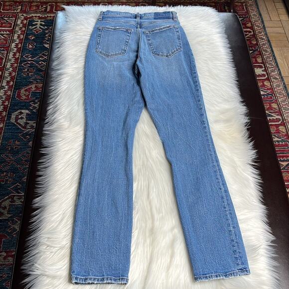 Abercrombie The 90’s Slim Straight Ultra High Rise Jeans - Picture 6 of 7